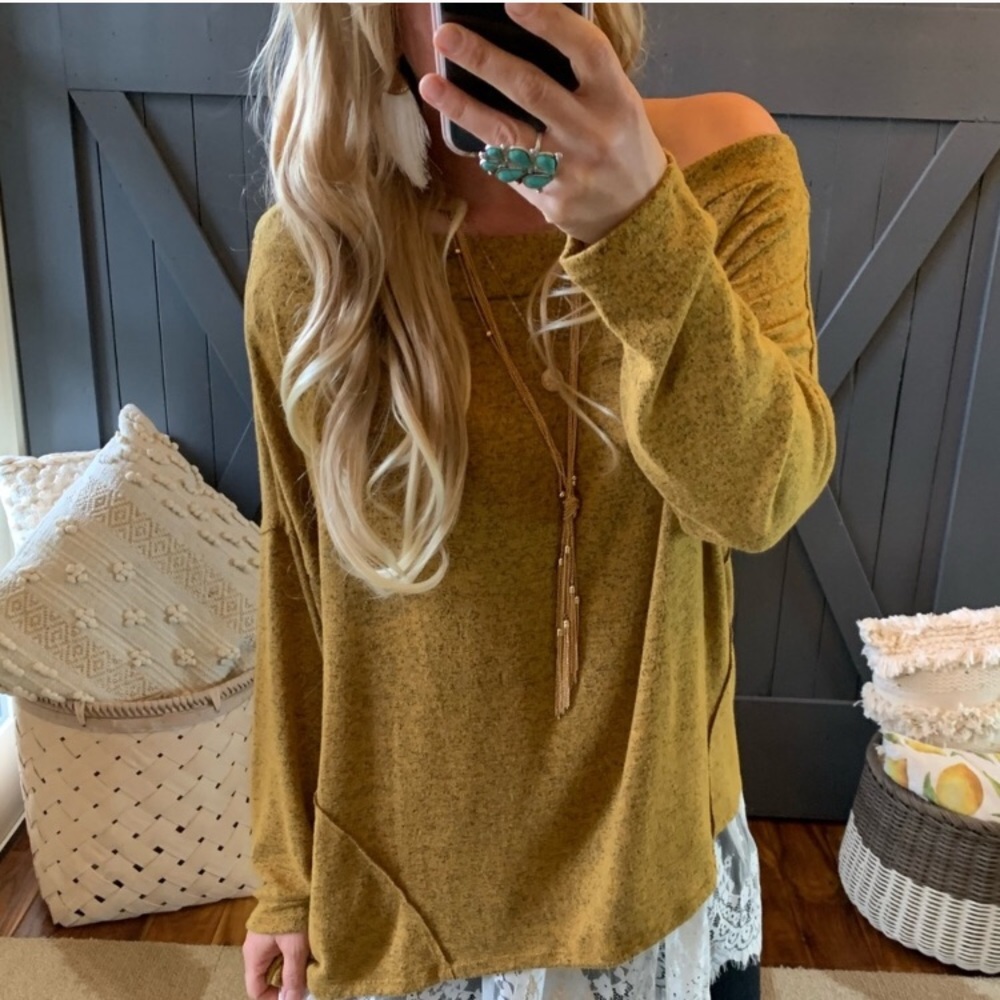 NWT!! Off the shoulder mustard sweater